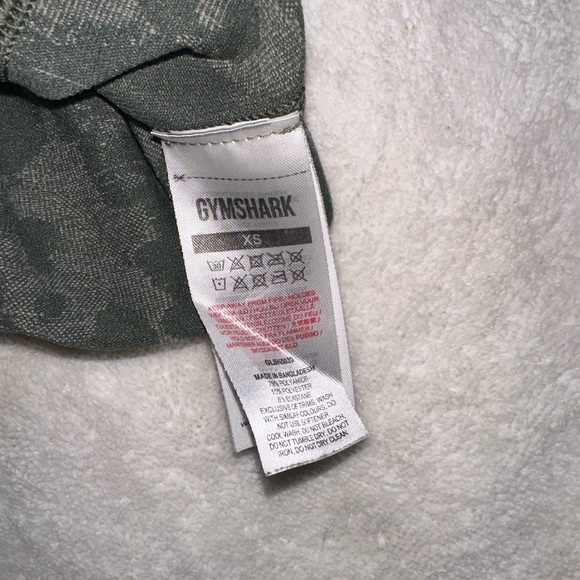 GYMSHARK SHORTS XS - Picture 3 of 3